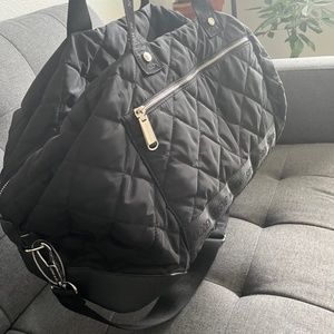 Steve Madden Large Weekend Bag Black Like New. Quilted.